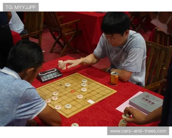 利来体育手机登录平台安全可靠，提供多样化的体育赛事实时投注体验